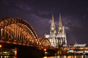 Thousands Evacuated in Cologne as Authorities Safely Defuse WW2 Bombs